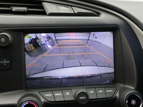 Used 2015 Chevrolet Corvette Stingray Coupe w/ Battery Protection Package RWD image 21