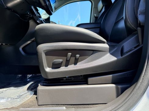 Used 2018 Chevrolet Tahoe Premier AWD/4WD image 21