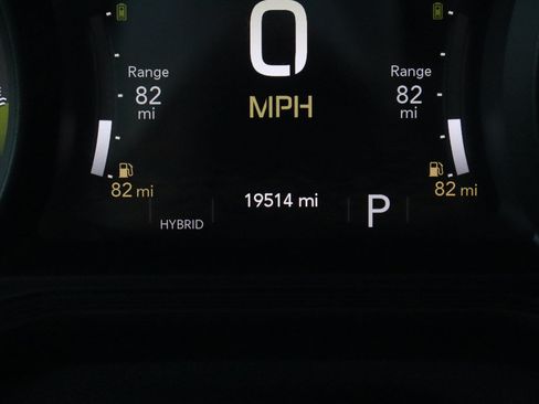 Used 2025 Jeep Wrangler Unlimited Rubicon 4xe w/ Convenience Group AWD/4WD image 33