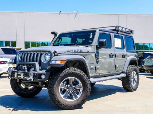 Used 2020 Jeep Wrangler Unlimited Sahara AWD/4WD image 1