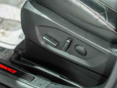 Used 2023 Ford Edge ST image 24