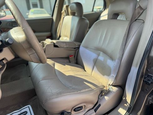 Used 2003 Buick Le Sabre Custom w/ Best Seller Package image 17