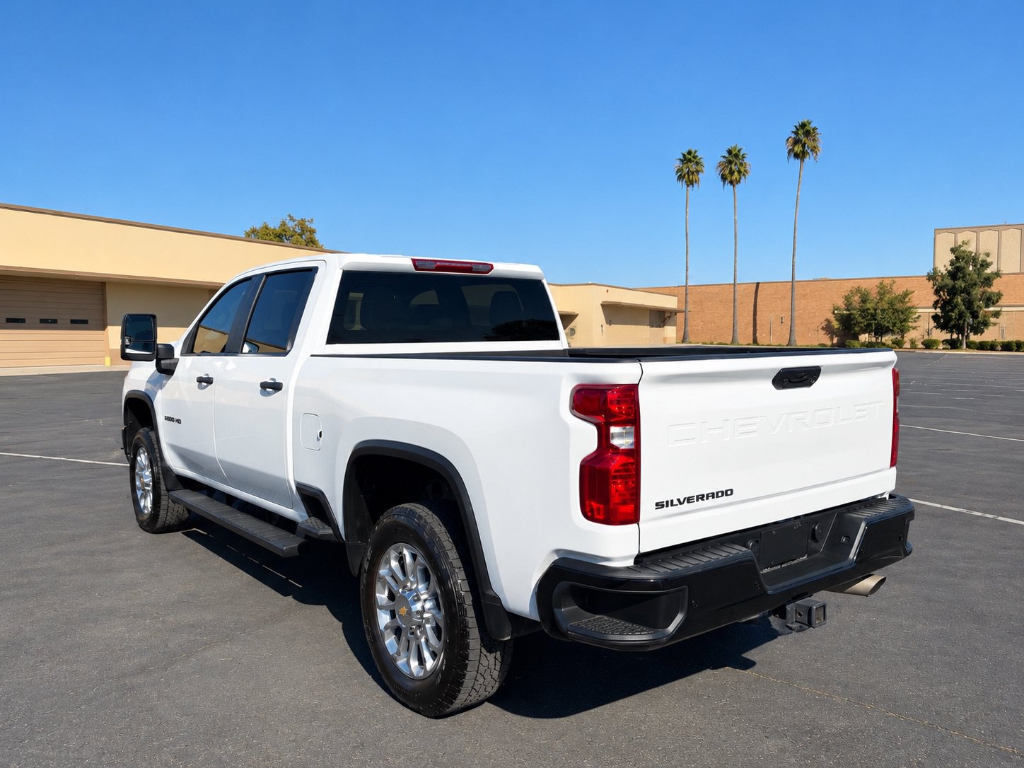 Used 2025 Chevrolet Silverado 2500 Custom w/ Custom Value Package AWD/4WD image 5