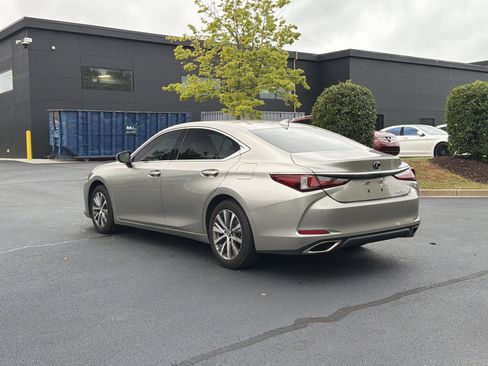 Used 2020 Lexus ES 350 w/ Premium Package FWD image 13