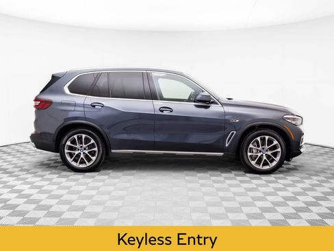 Used 2022 BMW X5 xDrive45e w/ Climate Comfort Package image 6