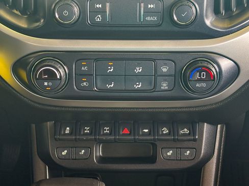 Used 2019 Chevrolet Colorado ZR2 AWD/4WD image 33