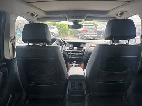 Used 2017 BMW X3 sDrive28i RWD image 12