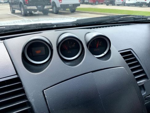 Used 2008 Nissan 350Z Touring w/ Cargo Convenience Pkg RWD image 27