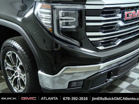 Used 2025 GMC Sierra 1500 SLT AWD/4WD image 34