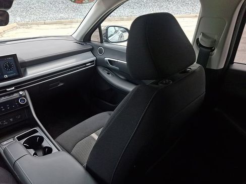 Certified 2024 Hyundai Sonata SEL AWD/4WD image 16