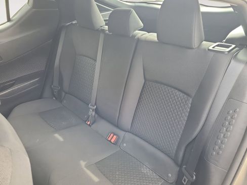 Used 2021 Toyota C-HR LE FWD image 13