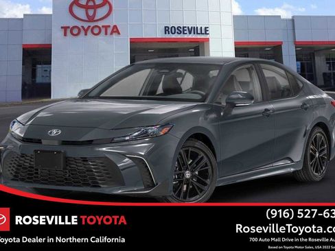 New 2026 Toyota Camry SE image 1