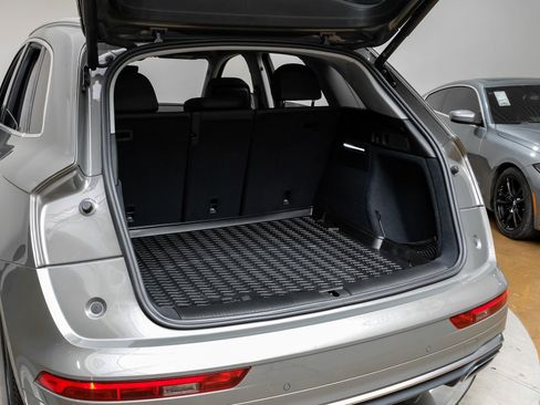 Used 2023 Audi Q5 2.0T Premium Plus w/ Premium Plus Package image 58