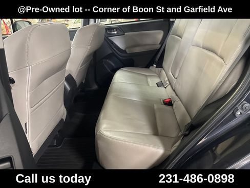 Used 2016 Subaru Forester 2.5i Limited AWD/4WD image 27