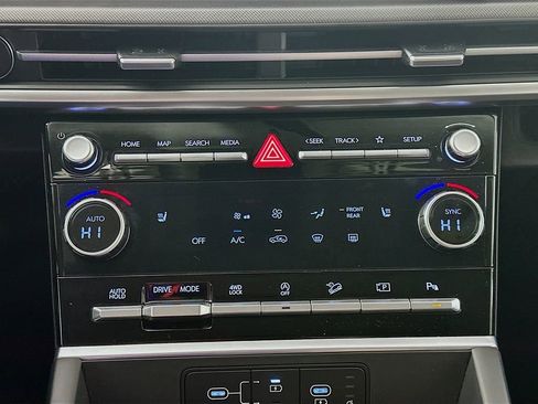 Used 2025 Hyundai Santa Fe XRT image 18