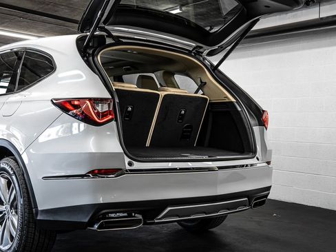 New 2026 Acura MDX SH-AWD image 15