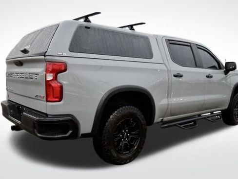 Certified 2025 Chevrolet Silverado 1500 ZR2 w/ Technology Package image 12