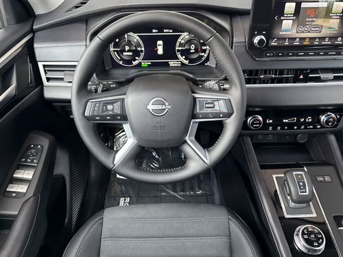 New 2026 Nissan Rogue SL AWD/4WD image 14