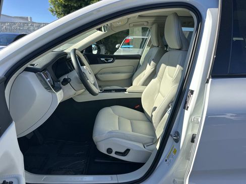 Certified 2025 Volvo XC60 T8 Core w/ Protection Package Premier image 17