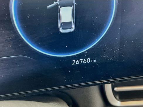 Used 2023 Hyundai Elantra SEL w/ Convenience Package FWD image 12