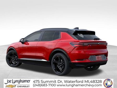 New 2026 Chevrolet Equinox EV RS image 3