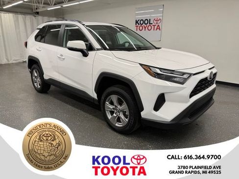 Certified 2023 Toyota RAV4 XLE w/ Convenience Package AWD/4WD image 1