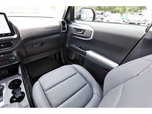 Used 2026 Ford Bronco Sport Badlands AWD/4WD image 11