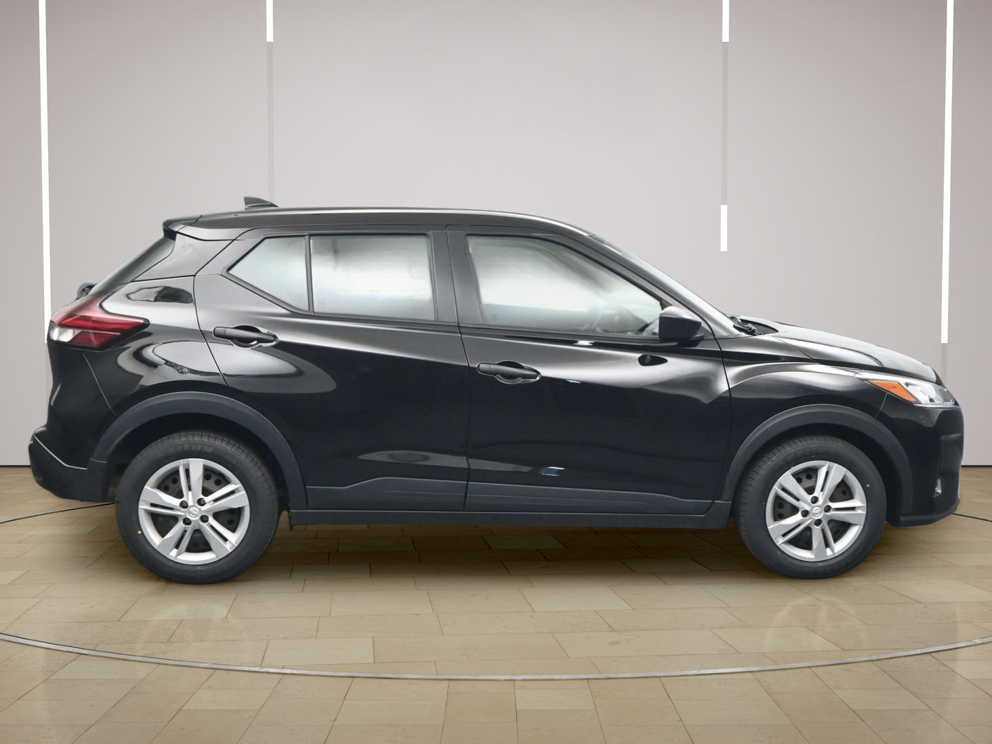 Certified 2025 Nissan Kicks Play S FWD image 8