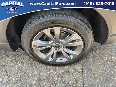 Certified 2022 Ford Explorer XLT w/ Equipment Group 202A image 13