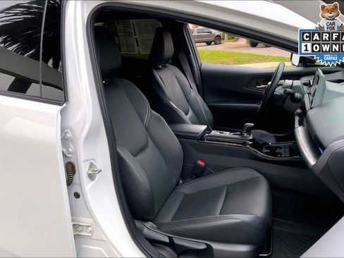 Used 2025 Toyota Prius image 7