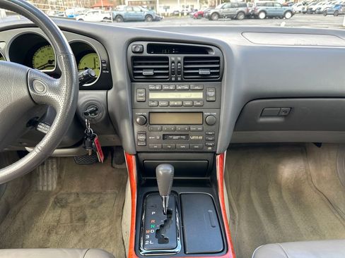 Used 2001 Lexus GS 300 image 18