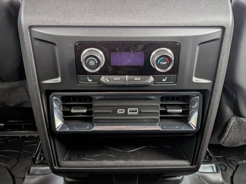 New 2026 GMC Hummer EV SUV w/ LPO, Dark Essentials Package AWD/4WD image 17