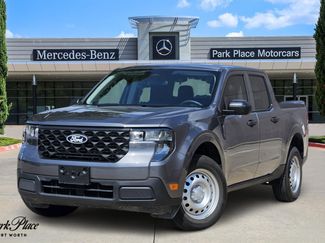 Used 2025 Ford Maverick XL image 1