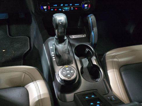 Used 2024 Ford Bronco Wildtrak image 14