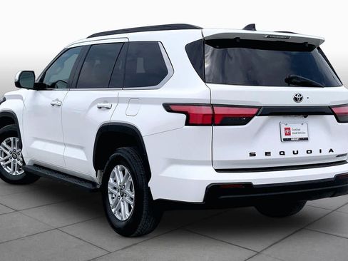 Certified 2025 Toyota Sequoia SR5 AWD/4WD image 12