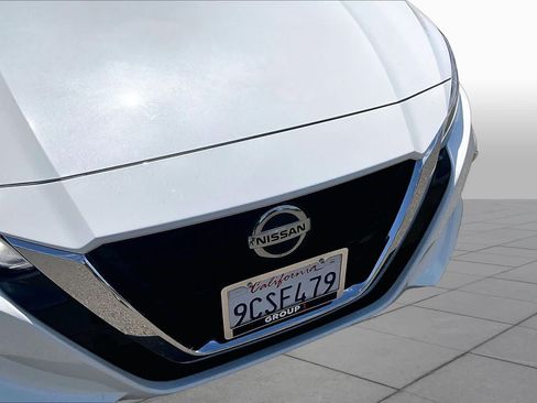 Used 2022 Nissan Altima 2.5 SL FWD image 29