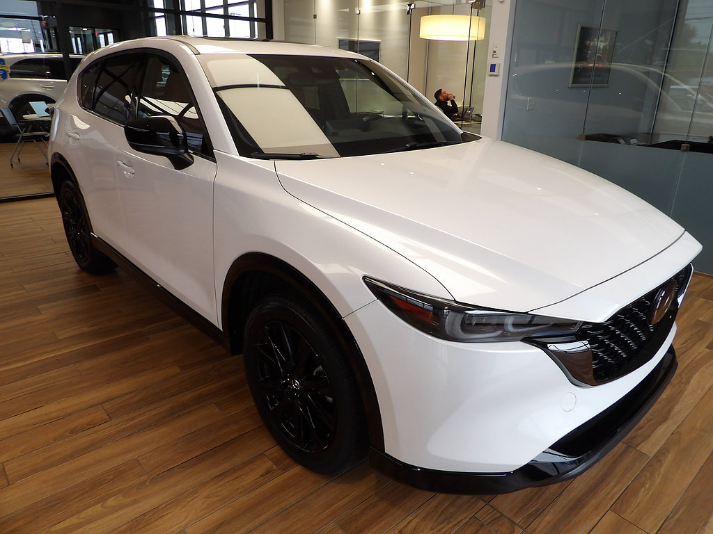 Certified 2024 MAZDA CX-5 Carbon Edition AWD/4WD image 3