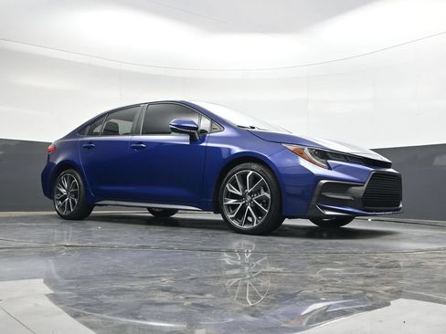 Used 2020 Toyota Corolla SE FWD image 30