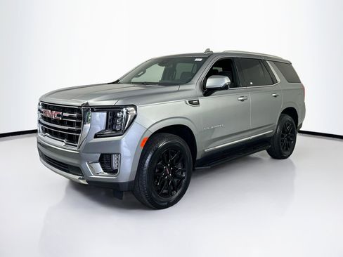 Used 2023 GMC Yukon SLT w/ SLT Luxury Package image 1