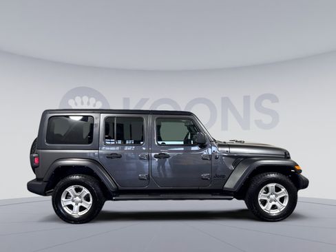 Used 2023 Jeep Wrangler Unlimited Sport AWD/4WD image 8