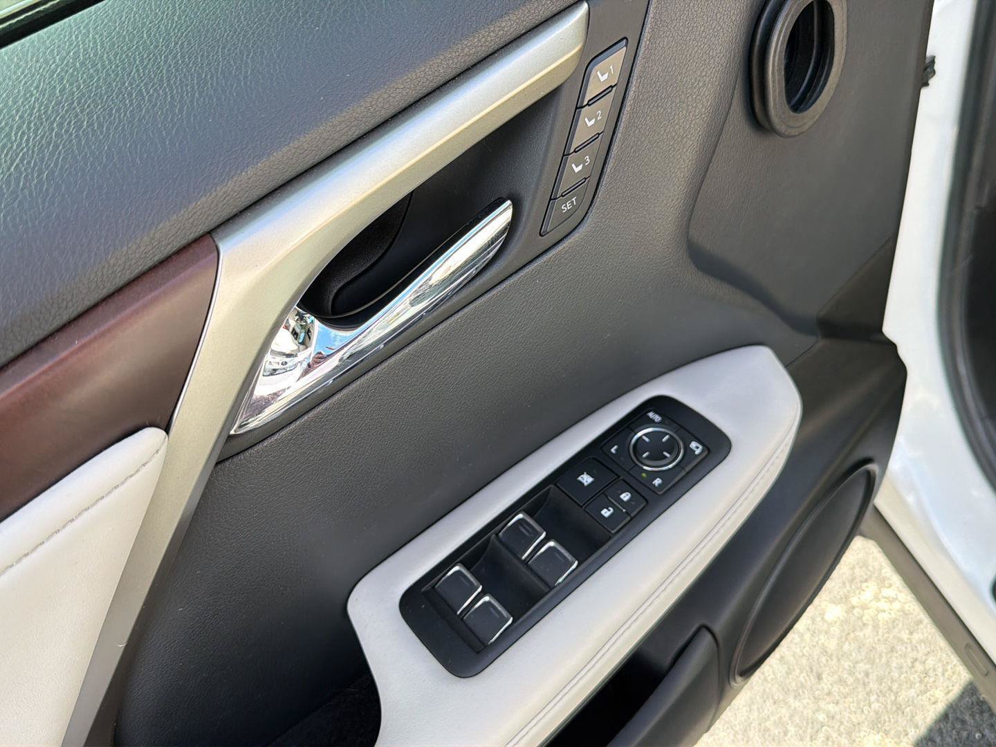 Used 2022 Lexus RX 350 FWD w/ Premium Package image 34