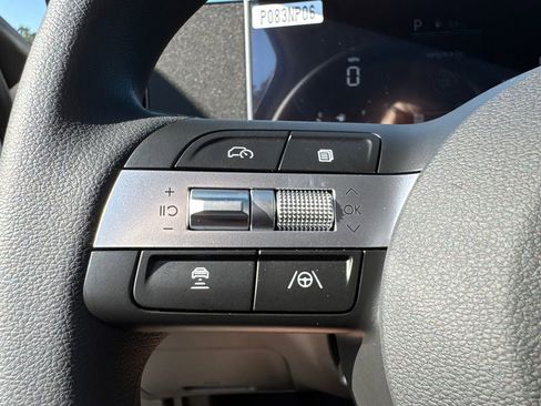 New 2026 Hyundai Tucson SE image 15