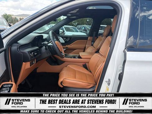Used 2024 Lincoln Aviator Black Label w/ Jet Package AWD/4WD image 15