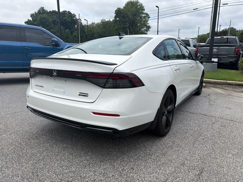Used 2024 Honda Accord Sport image 4