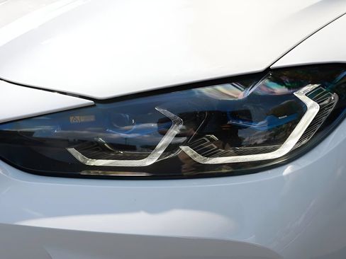 Used 2024 BMW M4 xDrive Competition w/ Executive Package AWD/4WD image 19