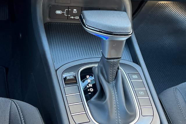 New 2027 Hyundai Kona SE FWD image 20