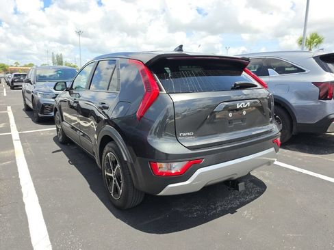 Certified 2024 Kia Niro LX FWD image 11