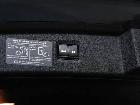 Used 2023 INFINITI QX50 Sensory image 57