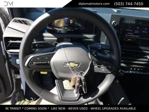 Used 2024 Chevrolet Silverado EV W/T image 11