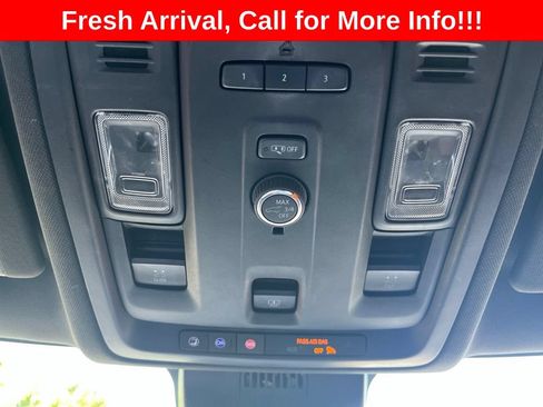 Used 2023 Chevrolet Tahoe Z71 AWD/4WD image 16